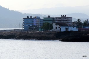 sights... sounds... smells... the beach SCENE